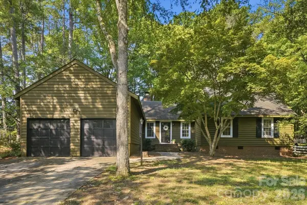 8315 Park Vista Circle, Charlotte, NC 28226