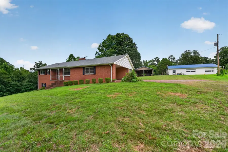 147 B And S Lane, Hickory, NC 28601 - #2