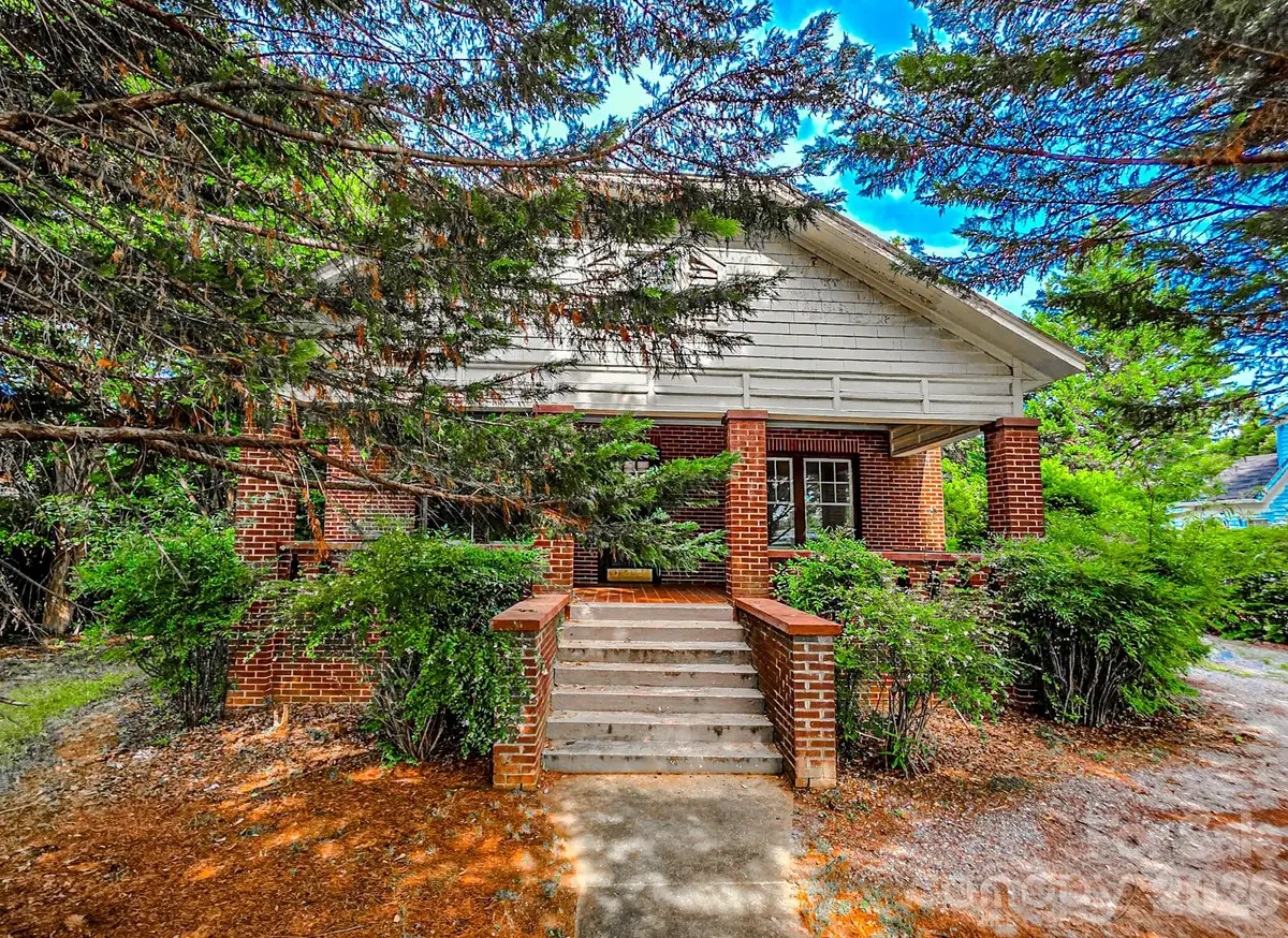 154 S Broadway Street, Forest City, NC 28043 - #1