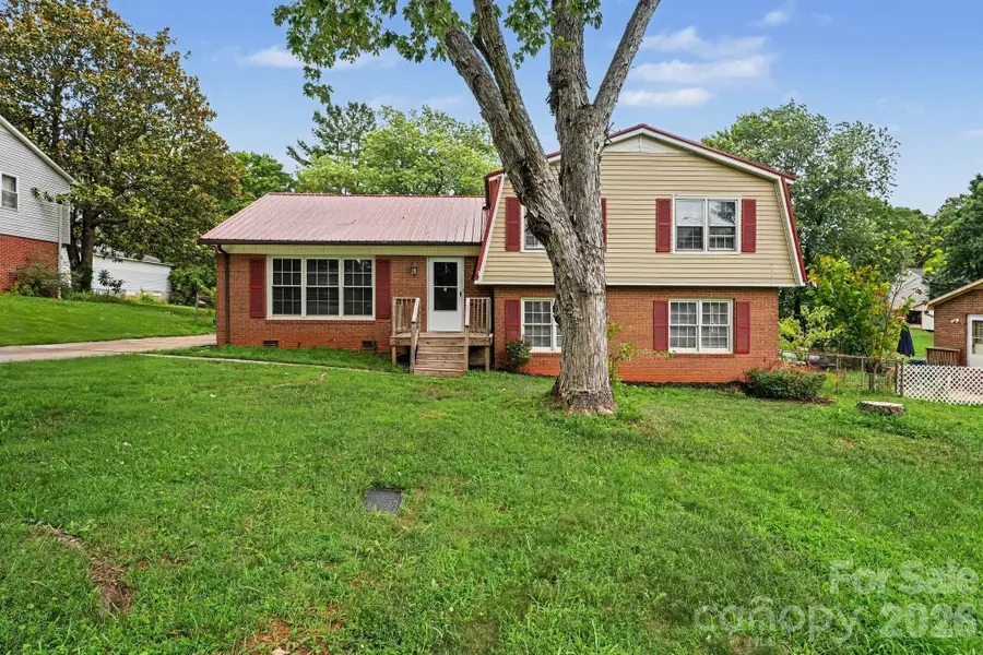 630 Colonial Drive, Statesville, NC 28625 - #2