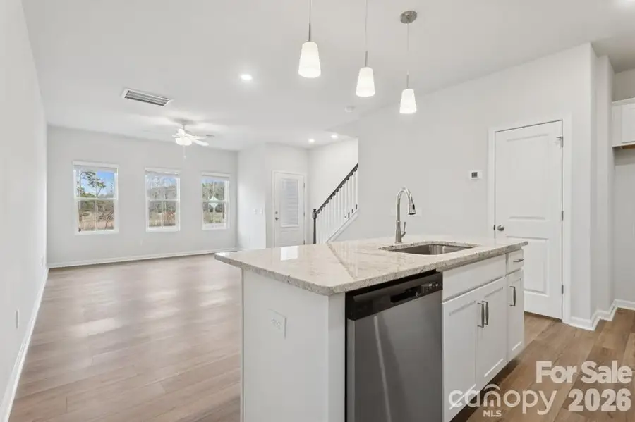 4628 Lakeview Road, Charlotte, NC 28216 - #3