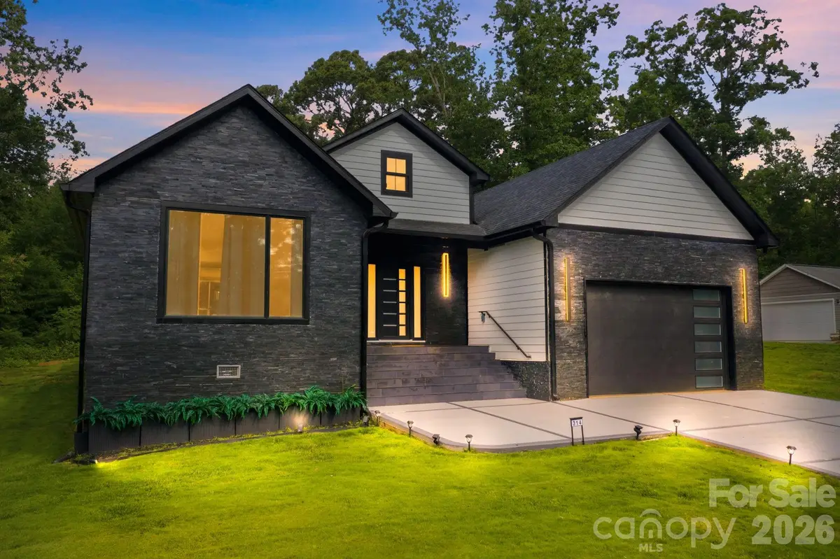 314 Oak Knoll, Hildebran, NC 28637 - #1