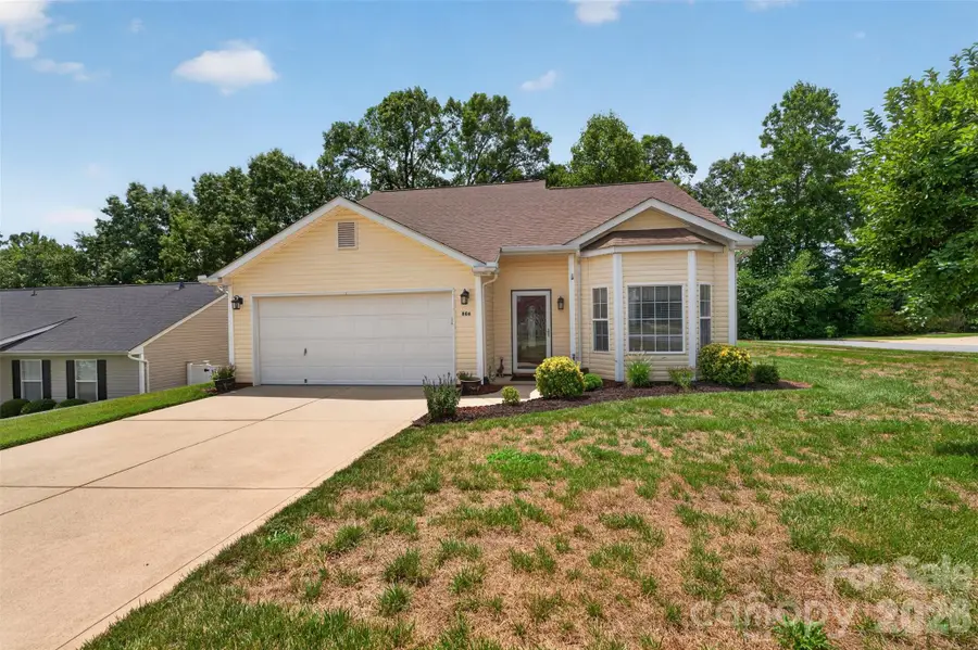 806 20th Avenue Place Se, Hickory, NC 28602 - #3