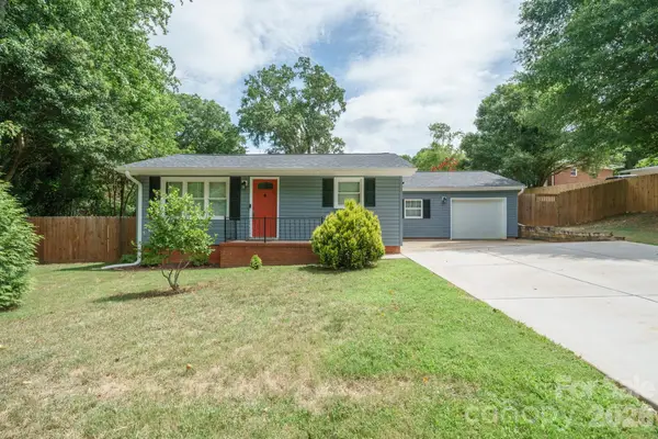 200 Point Circle, Belmont, NC 28012