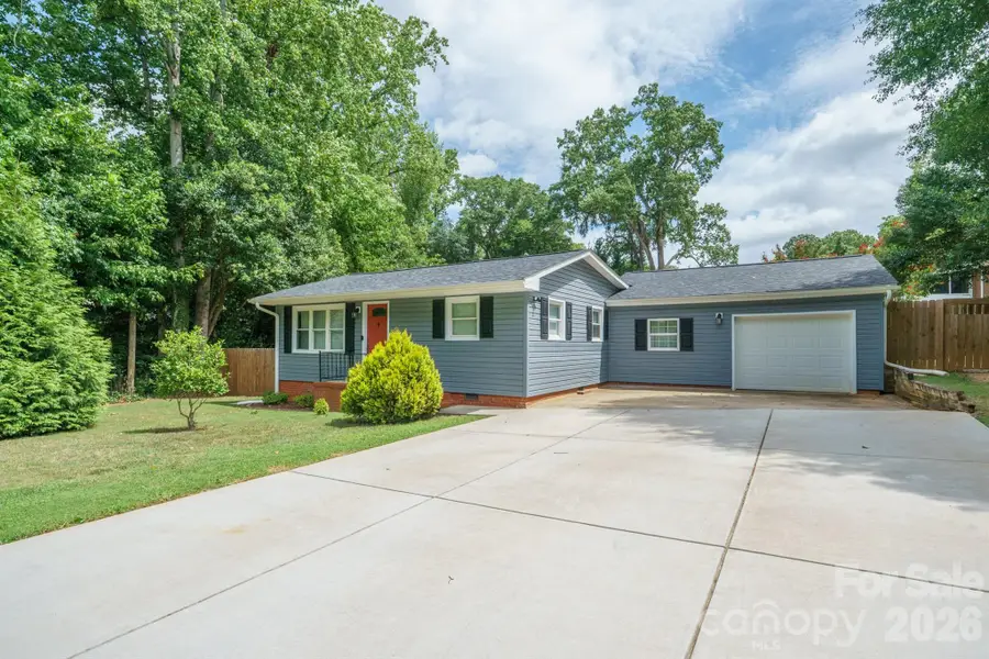 200 Point Circle, Belmont, NC 28012 - #3