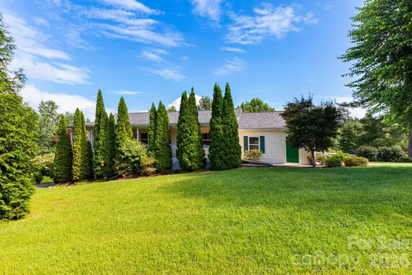73 Ridge Brook Drive, Weaverville, NC 28787