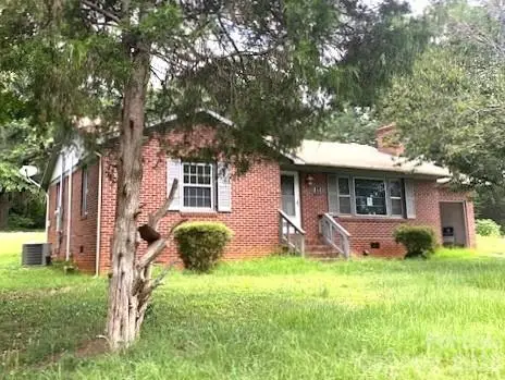 164 Lynch Street, Rutherfordton, NC 28139 - #1