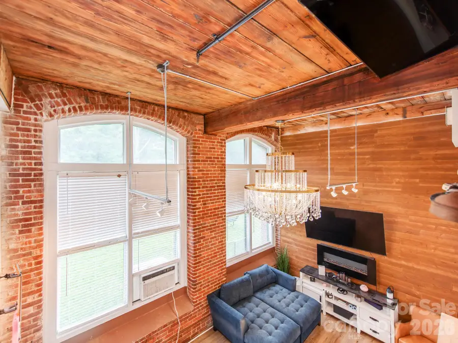 201 Hoskins Road S, Charlotte, NC 28208 - #2