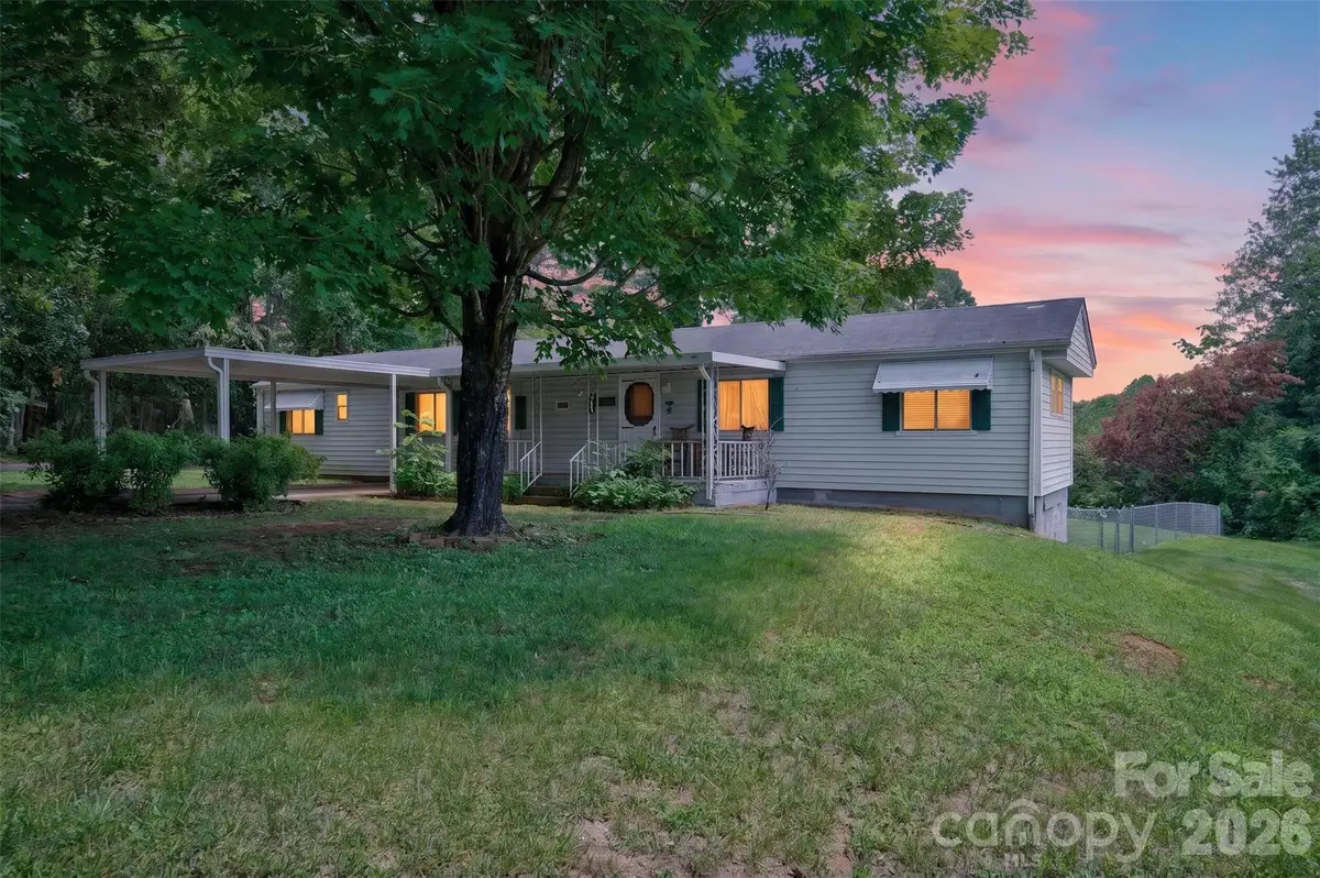 2753 Fairwood Drive, Hudson, NC 28638 - #1