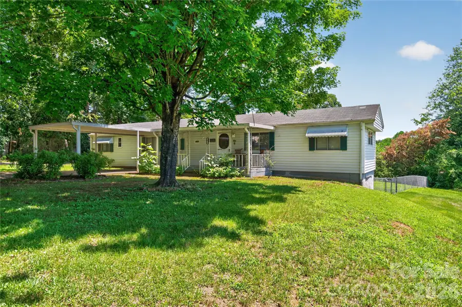 2753 Fairwood Drive, Hudson, NC 28638 - #2