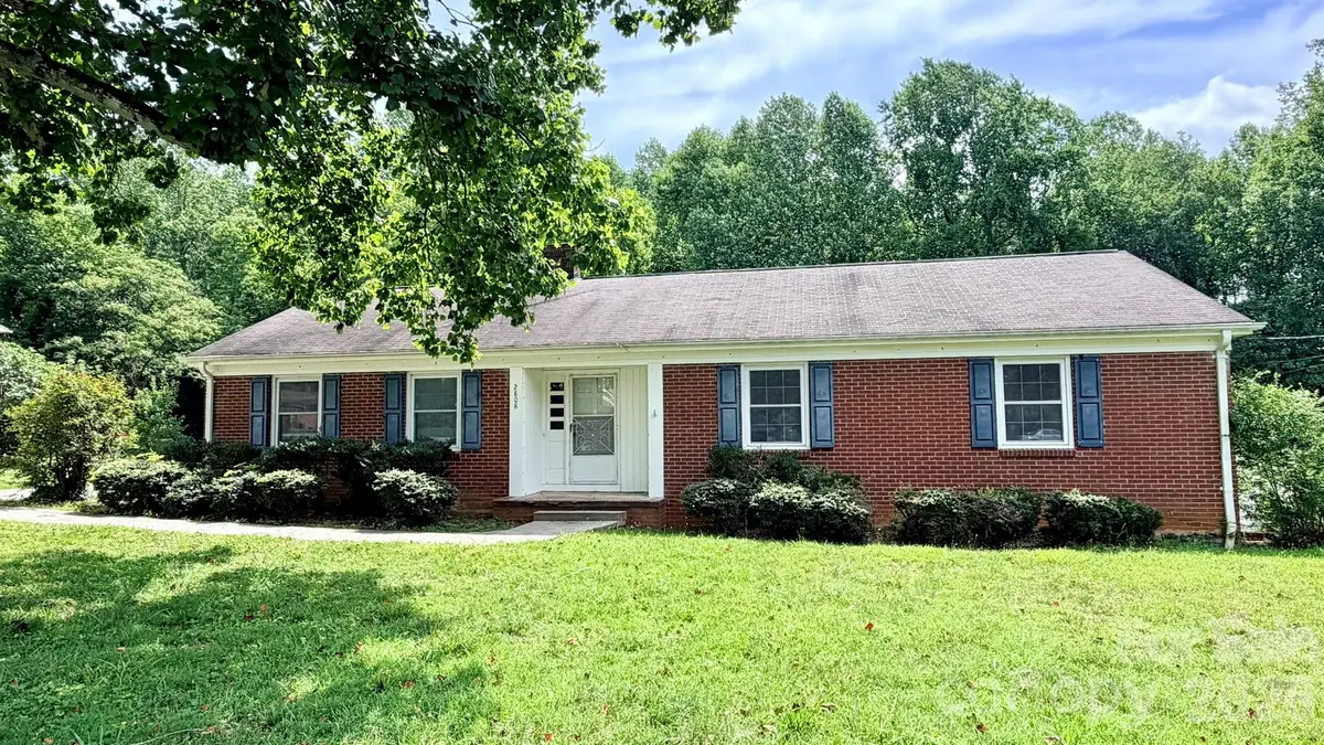 2808 28th Street Ne, Hickory, NC 28601 - #1