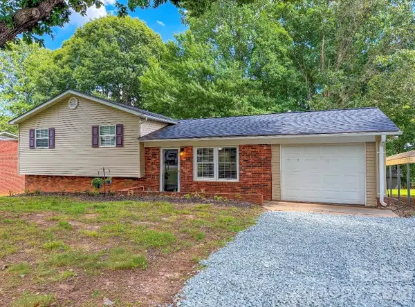 130 Powder Horn Road, Mooresville, NC 28115