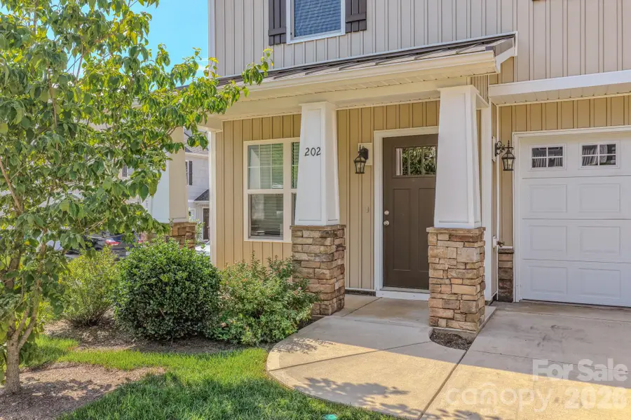 202 Stoney Point Way, Candler, NC 28715 - #2