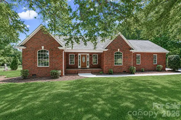 115 Seven Springs Loop, Statesville, NC 28625