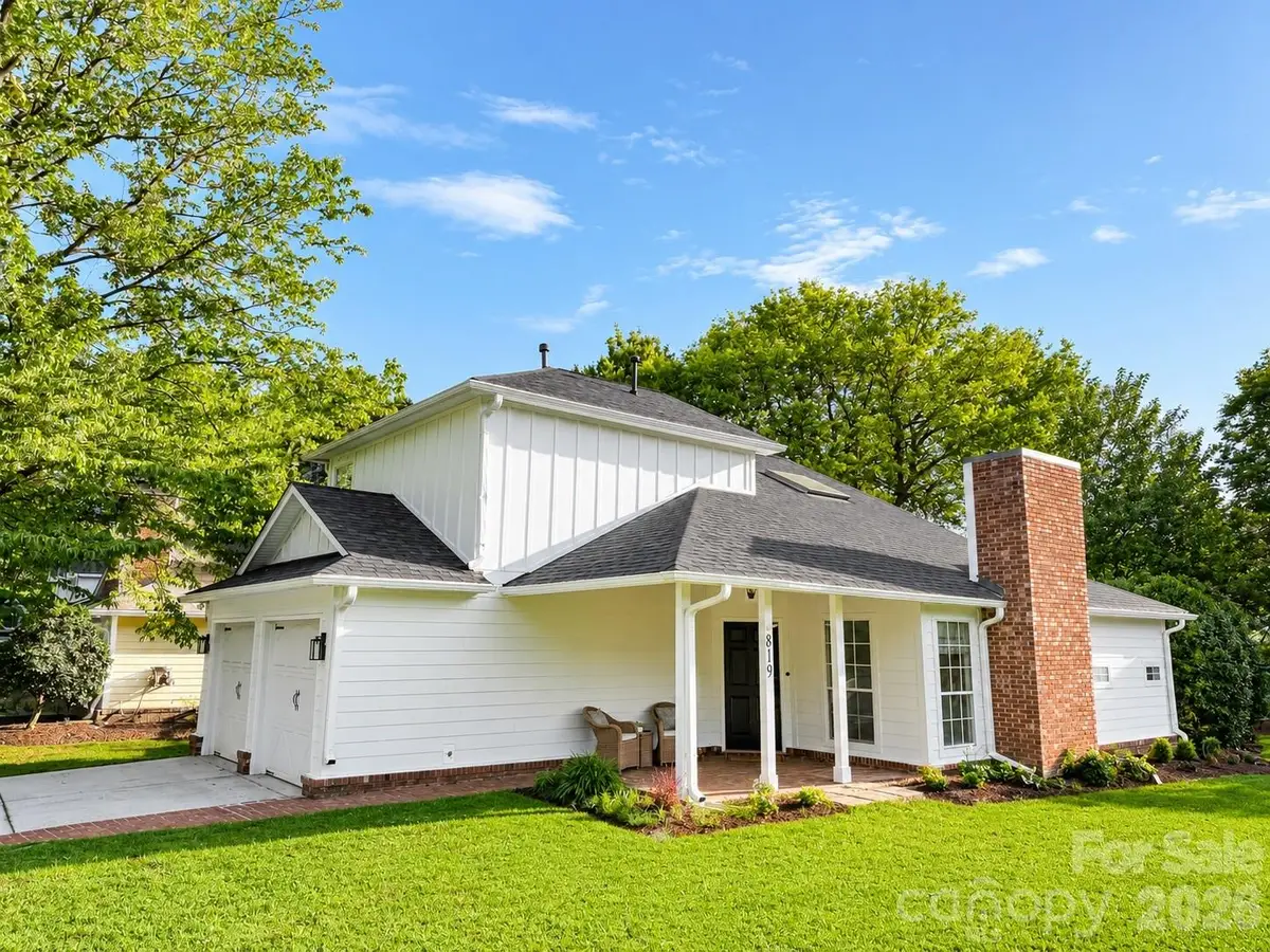 819 Mill Creek Lane, Charlotte, NC 28209 - #1