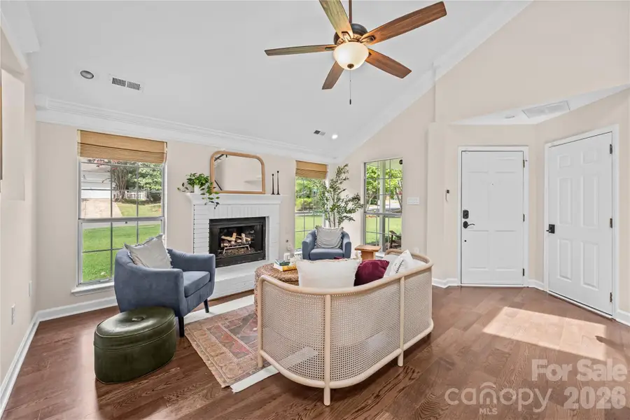 819 Mill Creek Lane, Charlotte, NC 28209 - #2