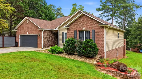 199 Bethlehem Manufacturing Lane, Hickory, NC 28601