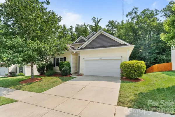 3813 Quiet Creek Circle, Charlotte, NC 28213