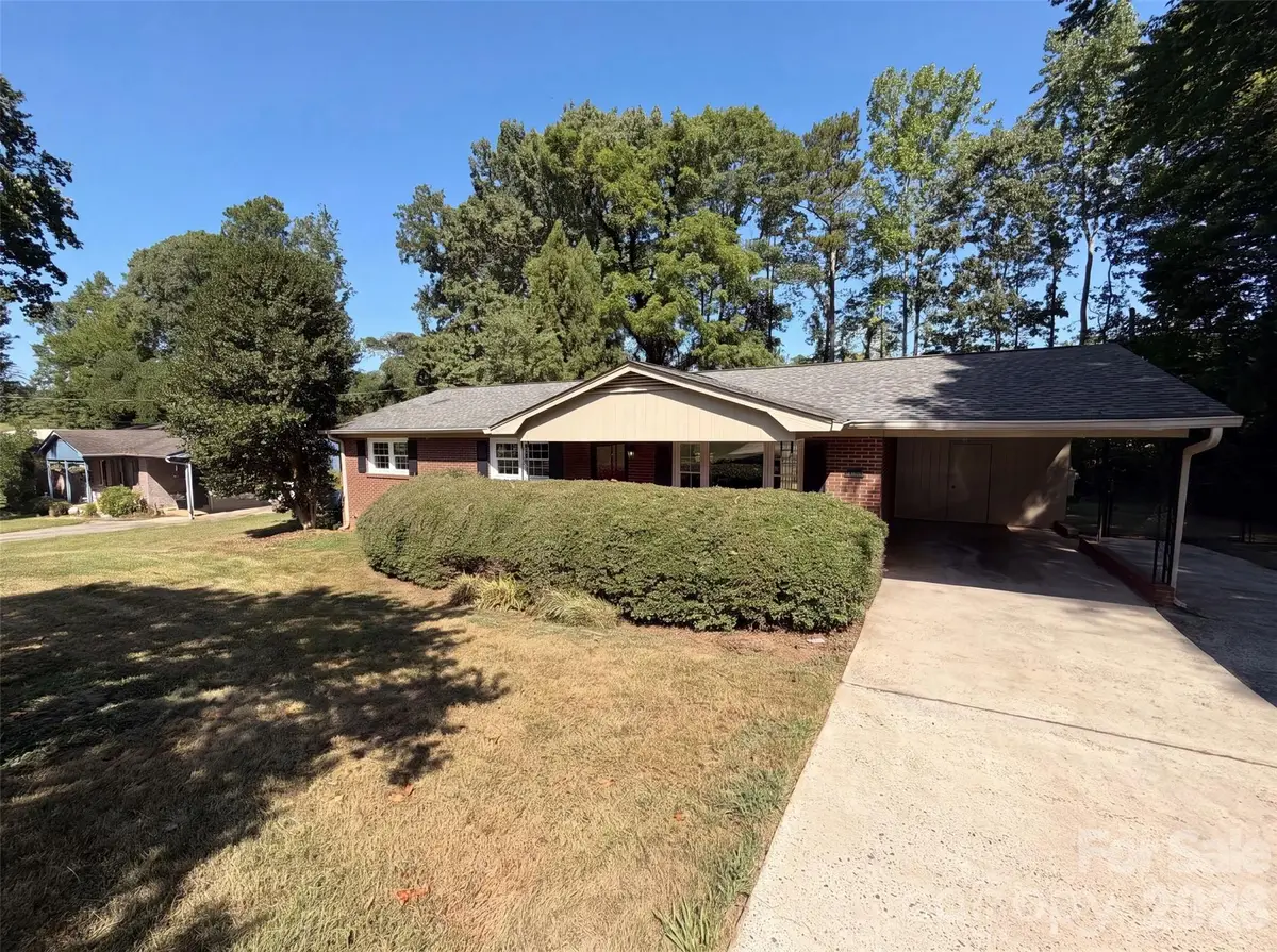 4305 Dawnwood Drive, Gastonia, NC 28056 - #1