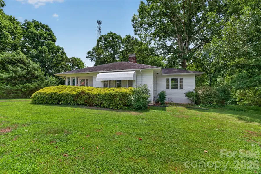 311 33rd Street Drive Se, Hickory, NC 28602 - #2