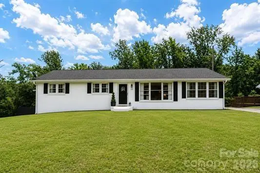 195 Stribling Circle, Spartanburg, SC 29301