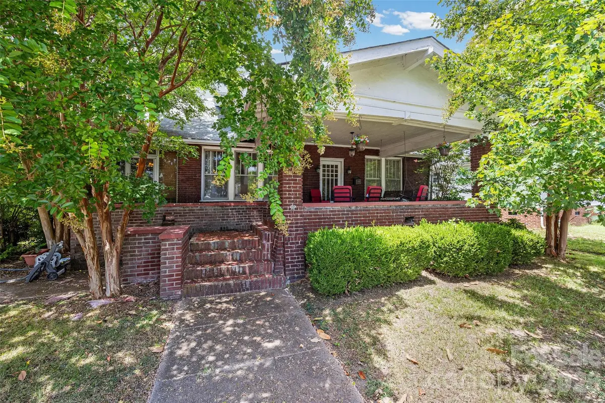 170 York Street, Chester, SC 29706 - #1