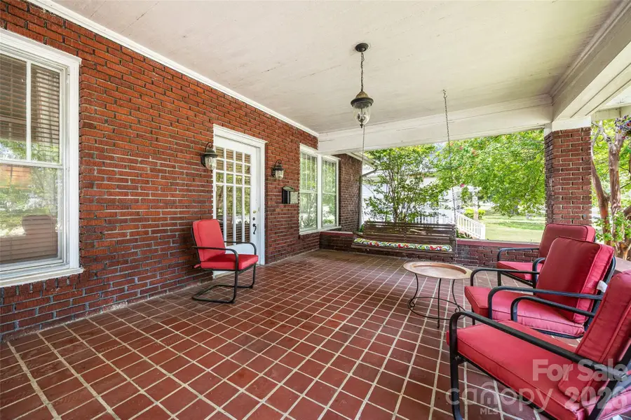 170 York Street, Chester, SC 29706 - #2