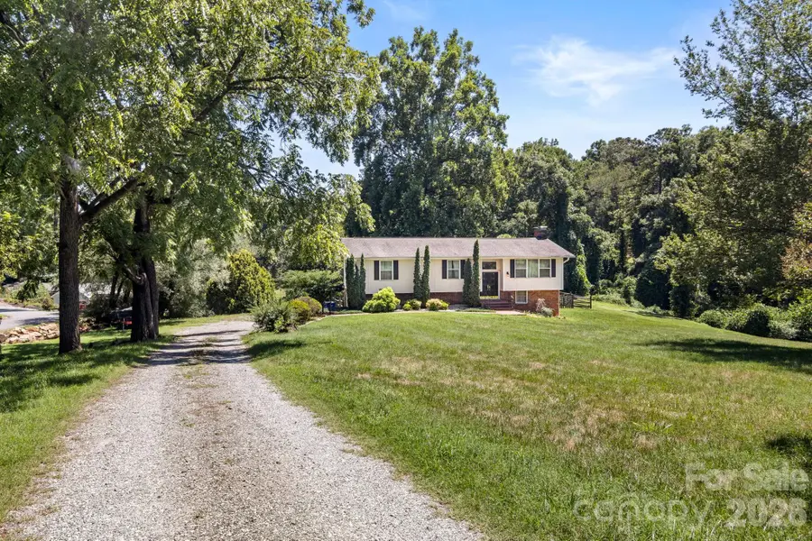 5225 Wolfe Road, Hickory, NC 28601 - #2