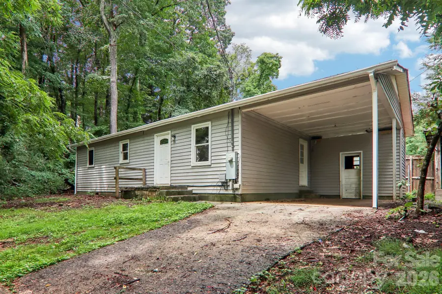 24 Bryson Street, Waynesville, NC 28786 - #2