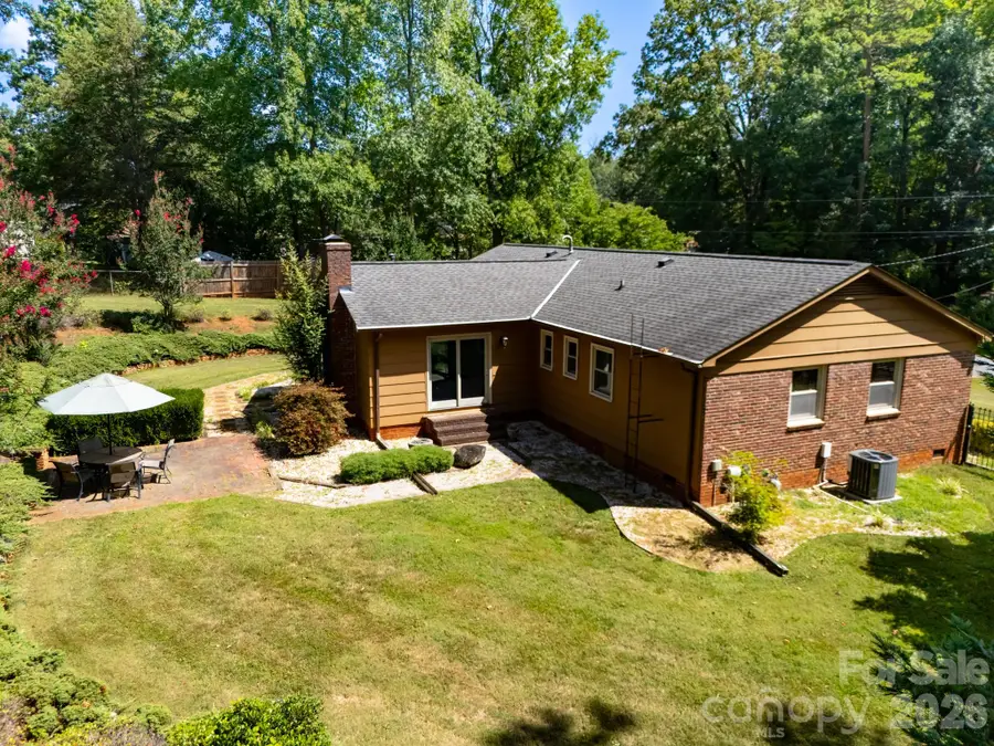 1433 Niagara Circle, Charlotte, NC 28214 - #2