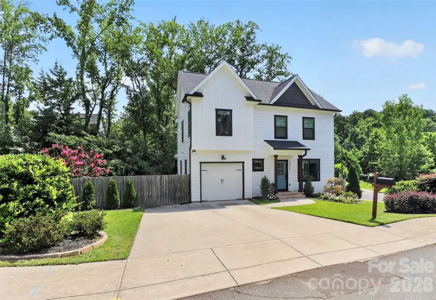 3039 Palm Avenue, Charlotte, NC 28205 - #3