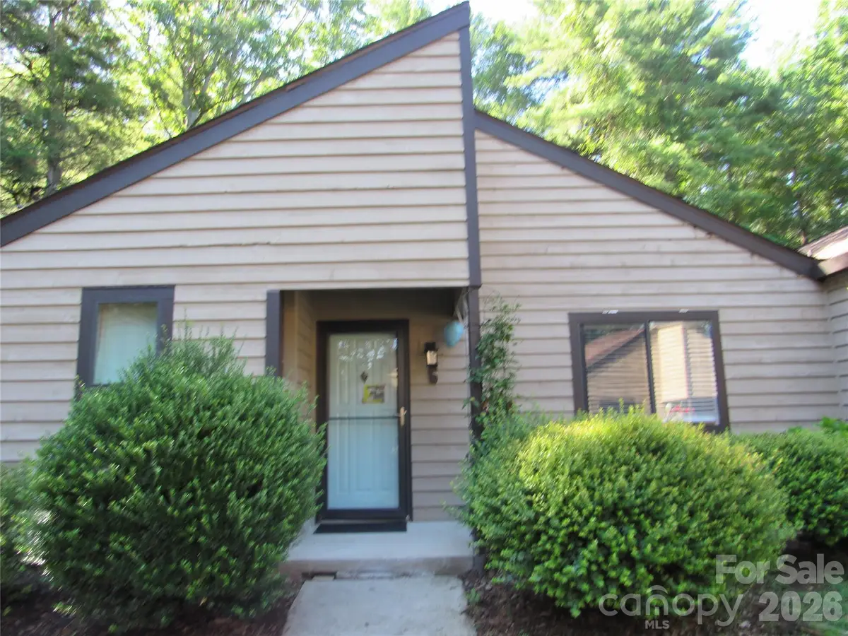 6 Woodlands Drive, Black Mountain, NC 28711 - #1