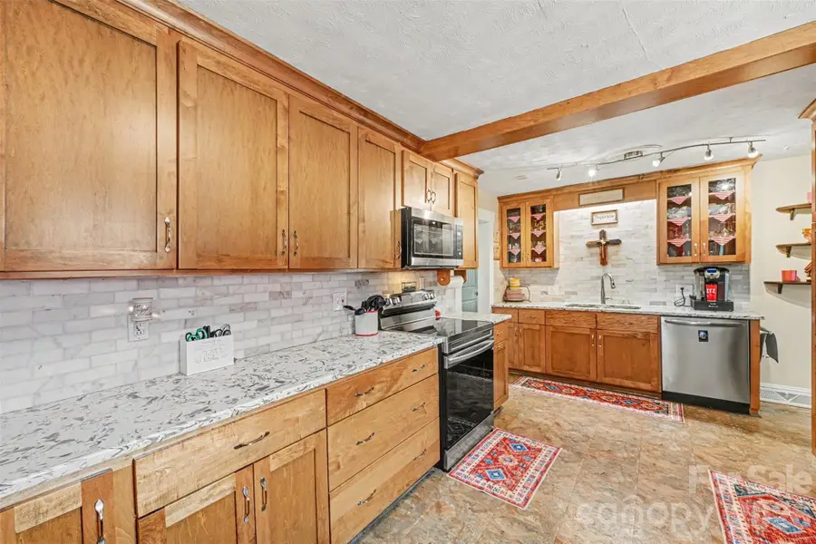 3748 Camp Stewart Road, Charlotte, NC 28215 - #2
