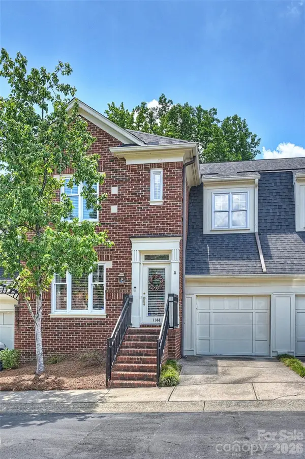 1144 Hampton Gardens Lane, Charlotte, NC 28209