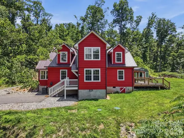 17 Northside Drive, Asheville, NC 28804