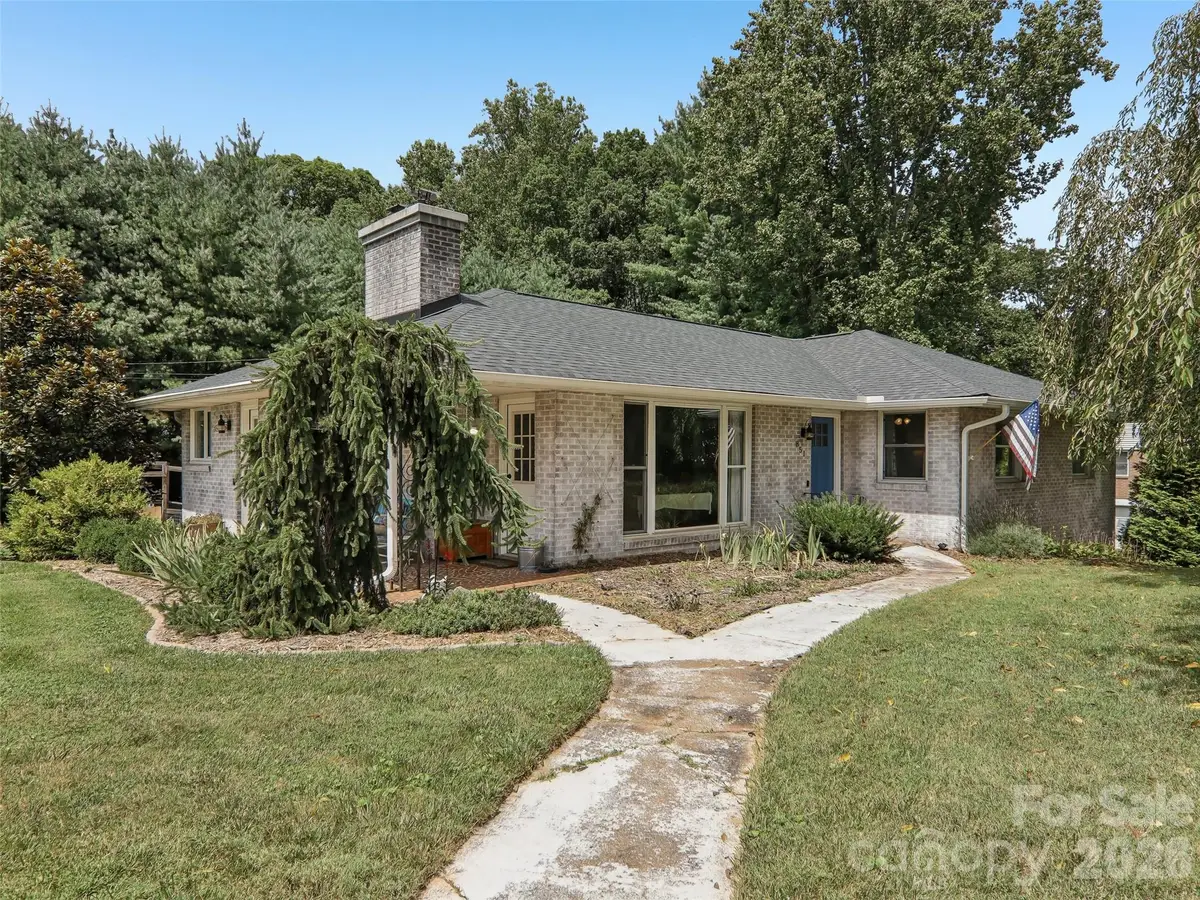 851 Sand Hill Road, Asheville, NC 28806 - #1