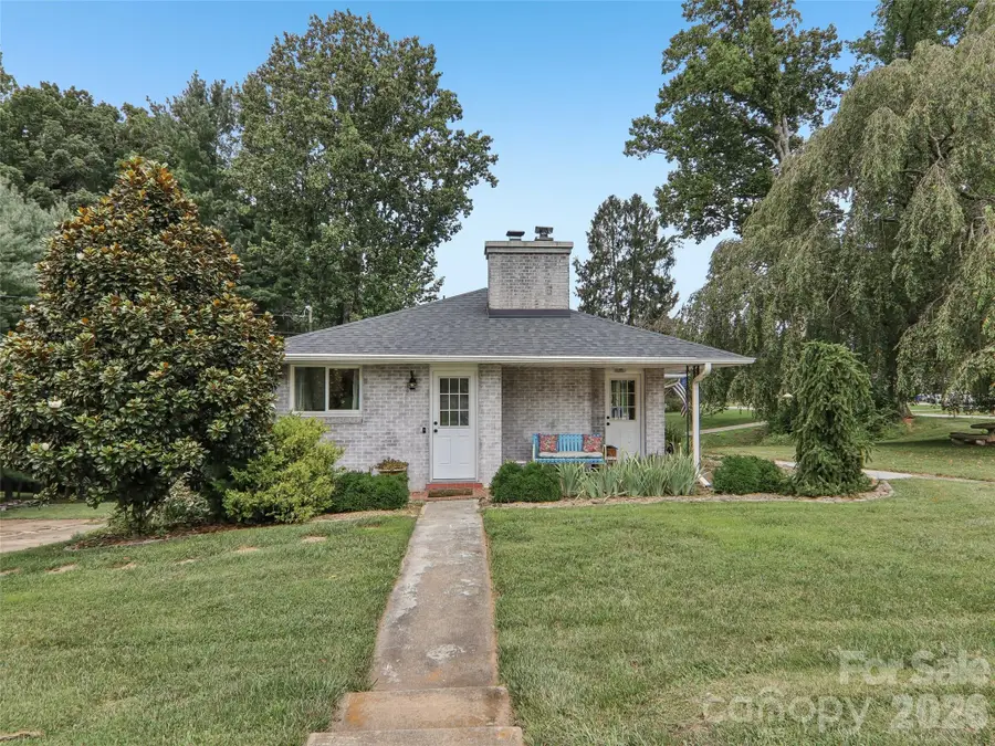 851 Sand Hill Road, Asheville, NC 28806 - #2