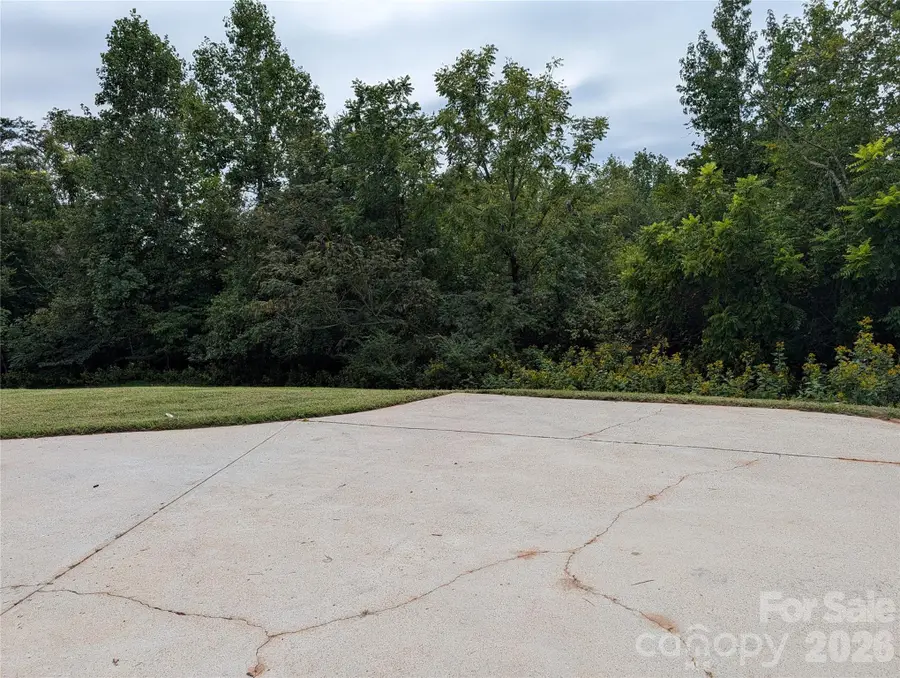 5519 Winding Oak Drive #34, Hickory, NC 28602 - #3