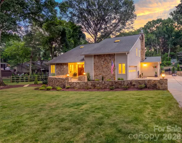 3011 Lauren Glen Road, Charlotte, NC 28226