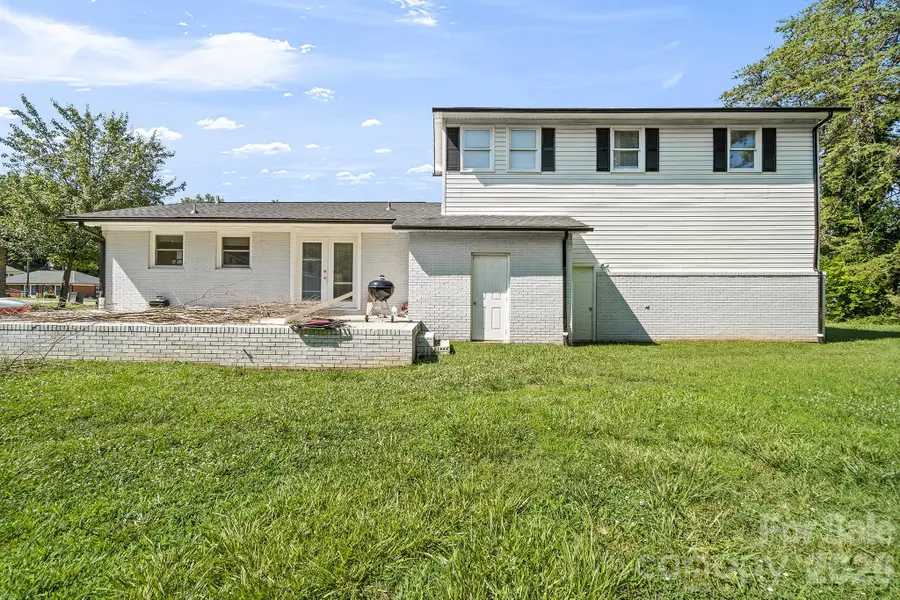 525 Kelly Avenue, Mooresville, NC 28115 - #2
