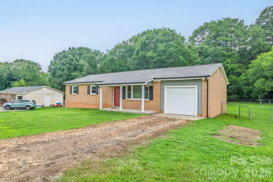 3907 Little Mountain Road, Gastonia, NC 28056 - #3