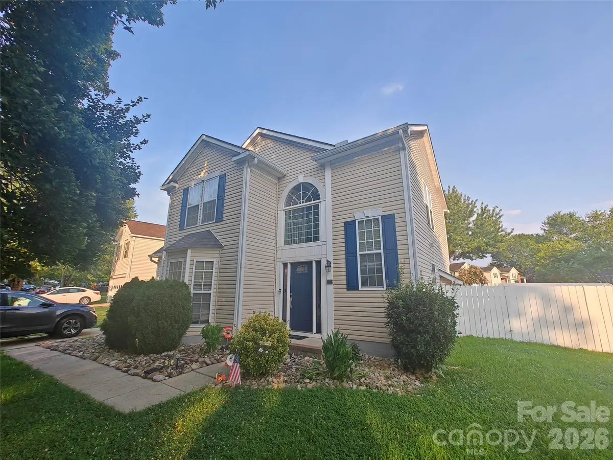 9026 Shenington Place, Charlotte, NC 28216 - #1