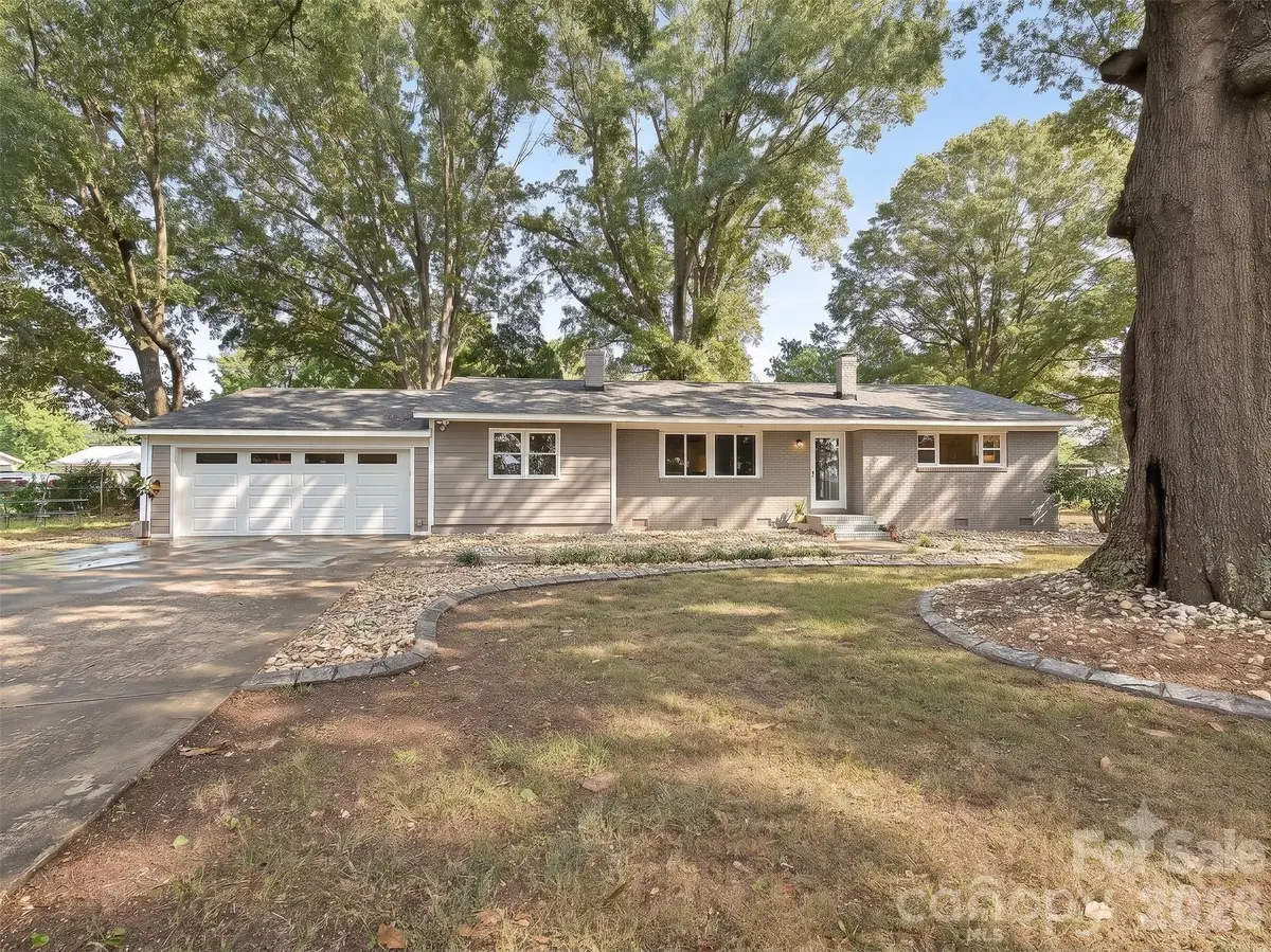 3115 Potter Road S, Waxhaw, NC 28173 - #1