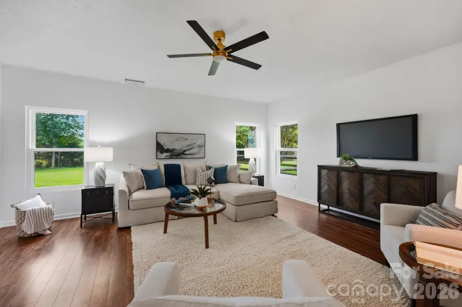 12821 Silvaire Farm Road, Charlotte, NC 28278 - #2