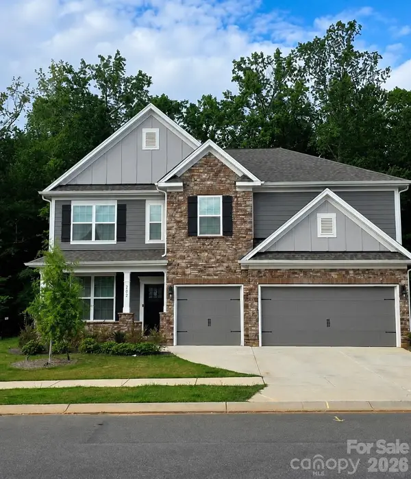 7027 Sylvan Retreat Drive, Denver, NC 28037