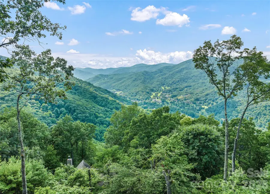 582 Tsalagi Trail, Maggie Valley, NC 28751 - #3