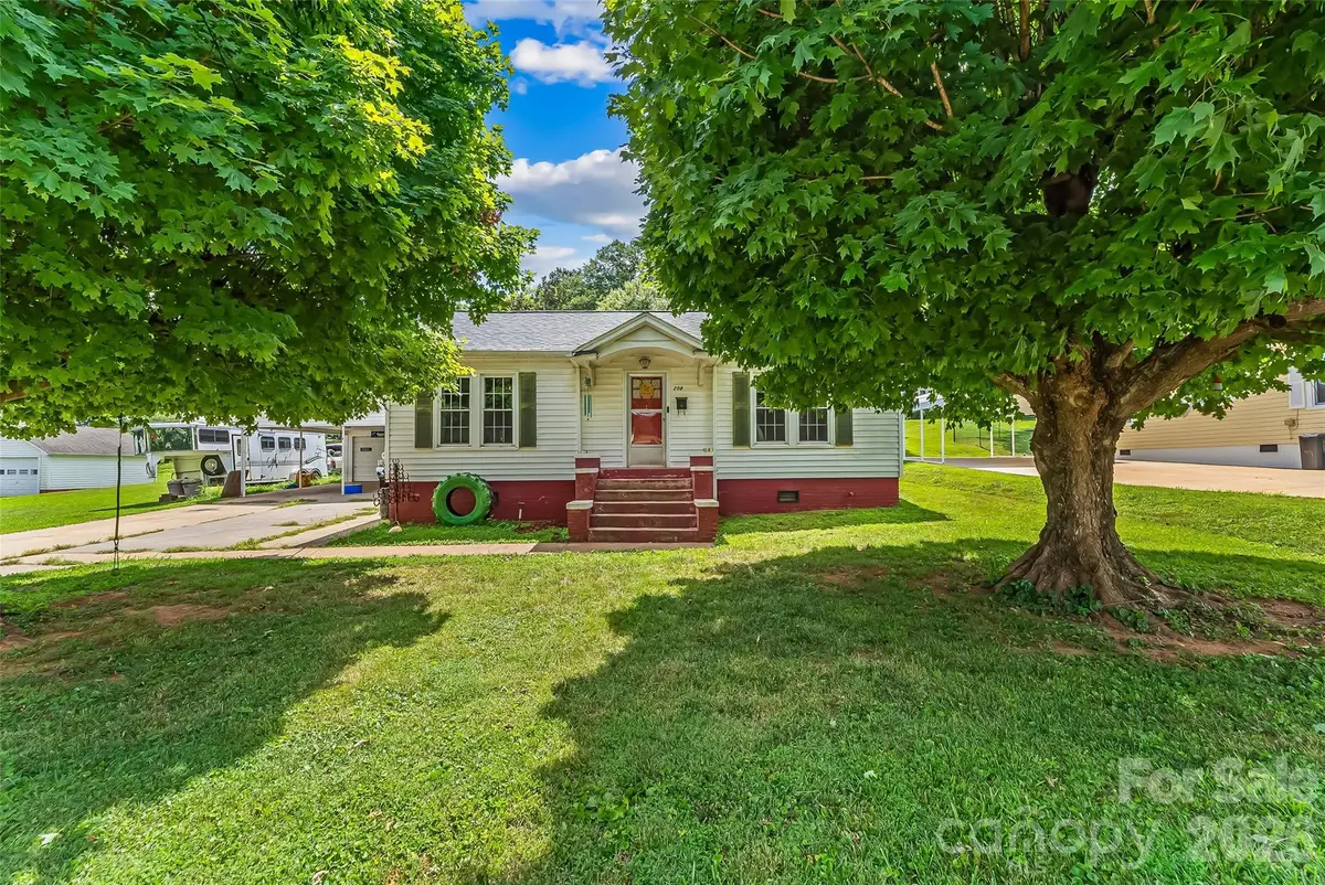208 Shuping Street, Morganton, NC 28655 - #1