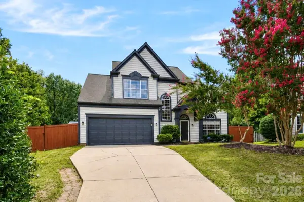 6634 Bells Mill Drive, Charlotte, NC 28269