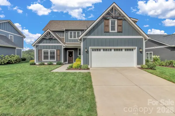 136 Ellis Lane, Arden, NC 28704