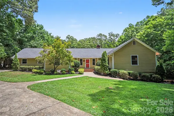 519 Raintree Drive, Matthews, NC 28104
